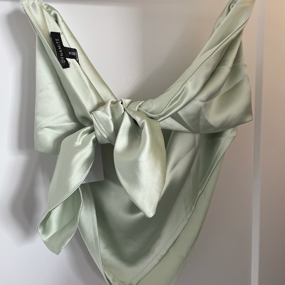 Satin strapless scarf top - Picture 3 of 3